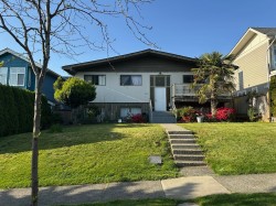 332 14th Street W North Vancouver, BC V7M 1P6
