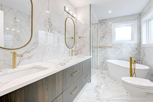 3252 Allan Road, North Vancouver, BC 