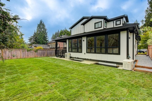 3252 Allan Road, North Vancouver, BC 