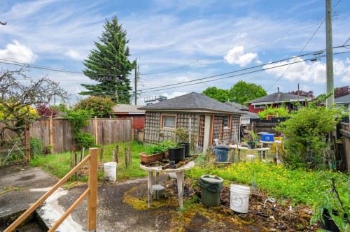 2566 Venables Street, Vancouver, BC 