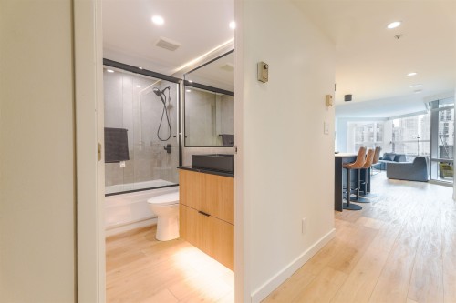 1050 Burrard Street, Vancouver, BC 