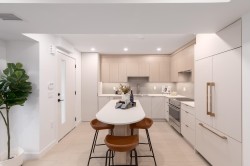 105-2339 34th Avenue E Vancouver, BC V5R 2S6