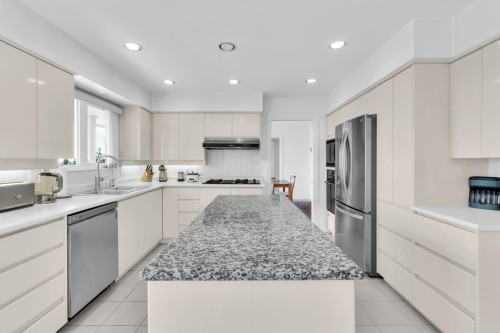 705 Andover Crescent, West Vancouver, BC 