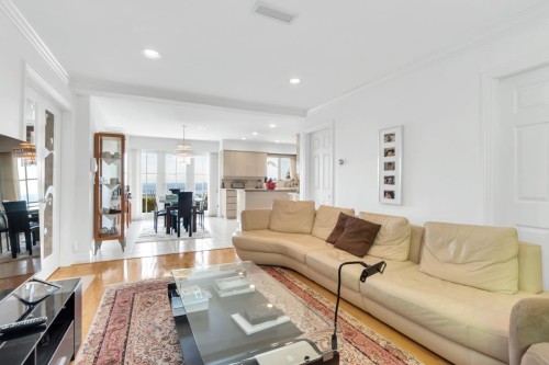 705 Andover Crescent, West Vancouver, BC 