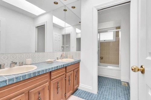 705 Andover Crescent, West Vancouver, BC 