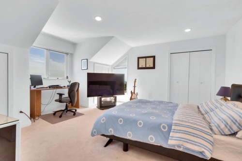 705 Andover Crescent, West Vancouver, BC 