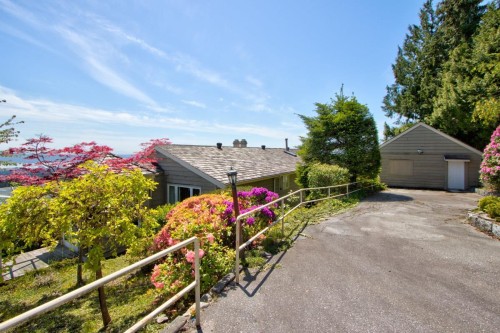 705 Andover Crescent, West Vancouver, BC 