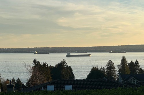 2558 Mathers Avenue, West Vancouver, BC 