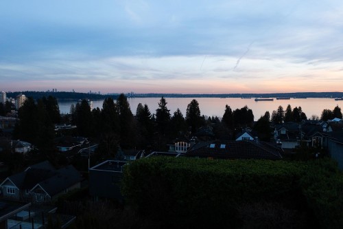 2558 Mathers Avenue, West Vancouver, BC 