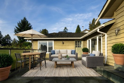 2558 Mathers Avenue, West Vancouver, BC 