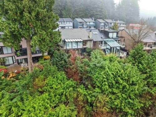 5625 Eagle Court, North Vancouver, BC 