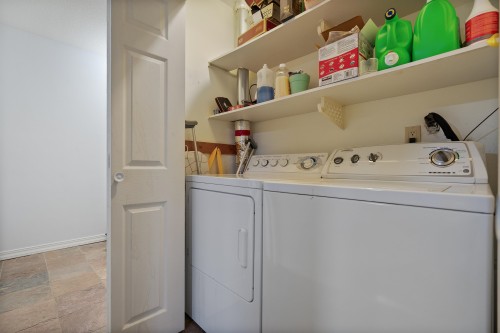 5625 Eagle Court, North Vancouver, BC 