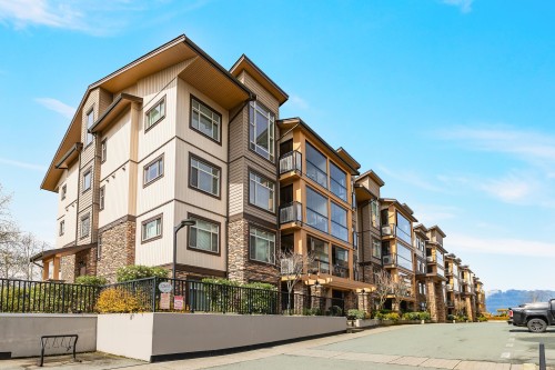 310-12635 190a Street  Pitt Meadows, BC V3Y 0E8