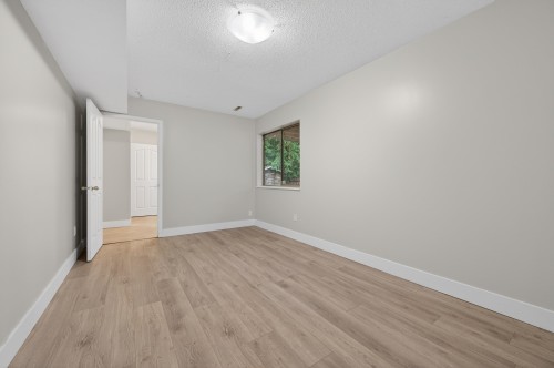 21105 River Road, Maple Ridge, BC 