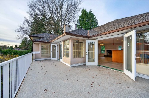 21105 River Road, Maple Ridge, BC 