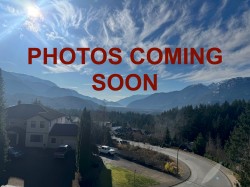 3-1026 Glacier View Drive  Squamish, BC V8B 0G1