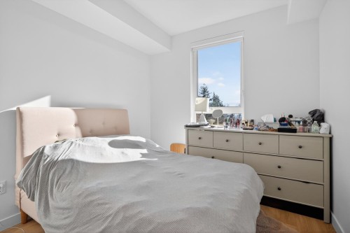 206-9580 Tower Road, Burnaby, BC 