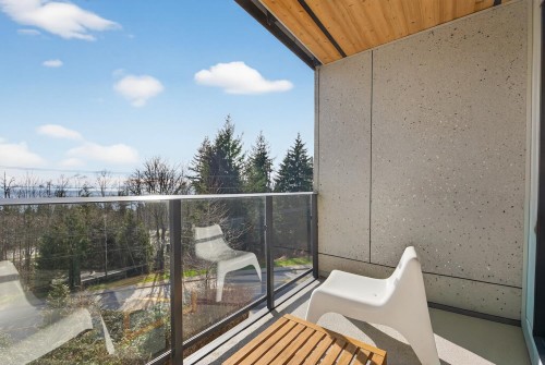 206-9580 Tower Road, Burnaby, BC 