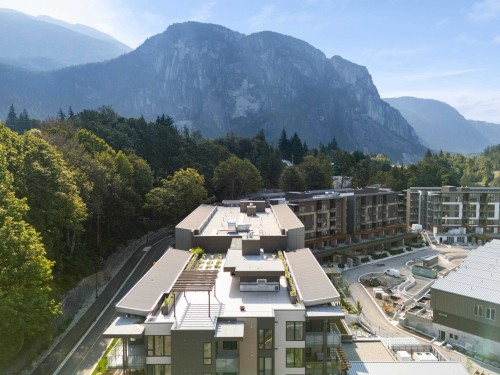 203-1504 Scott Crescent, Squamish, BC 