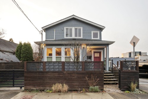 933 Mclean Drive, Vancouver, BC 