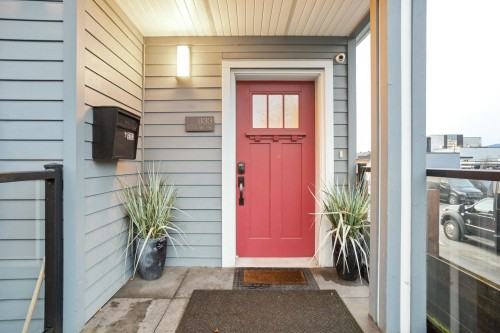 933 Mclean Drive, Vancouver, BC 