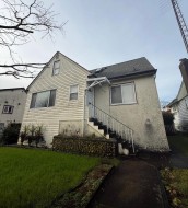 8245 Selkirk Street  Vancouver, BC V6P 4H8