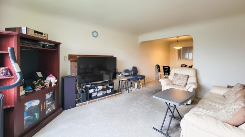 8245 Selkirk Street, Vancouver, BC 