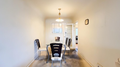 8245 Selkirk Street, Vancouver, BC 