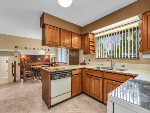 2310 Magnussen Place, North Vancouver, BC 