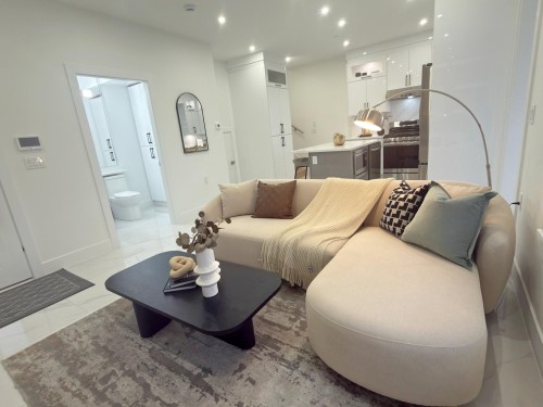 2172 46Th Avenue E, Vancouver, BC 