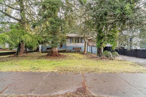 885 Porter Street  Coquitlam, BC V3J 5B9