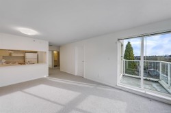 xxx-988 21 Avenue W Vancouver, BC V5Z 1Z1