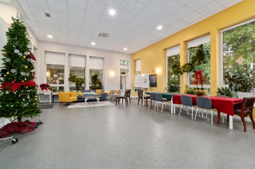 403-2137 Chesterfield Avenue, North Vancouver, BC 