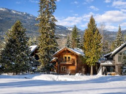 8164 Muirfield Crescent  Whistler, BC V8E 1J7