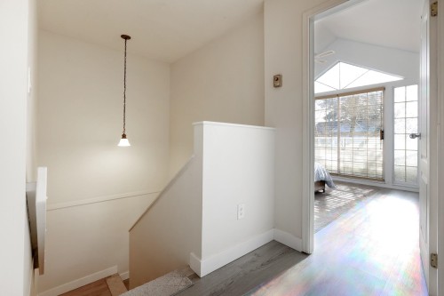 10-838 Tobruck Avenue, North Vancouver, BC 