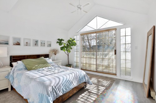 10-838 Tobruck Avenue, North Vancouver, BC 