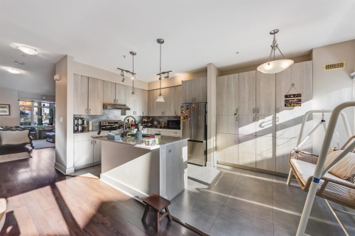 888 58Th Avenue W, Vancouver, BC 