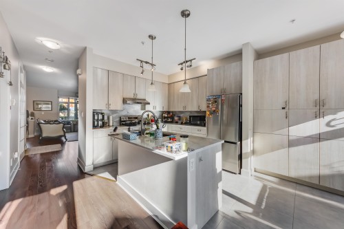 888 58Th Avenue W, Vancouver, BC 