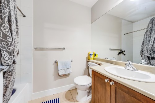 888 58Th Avenue W, Vancouver, BC 