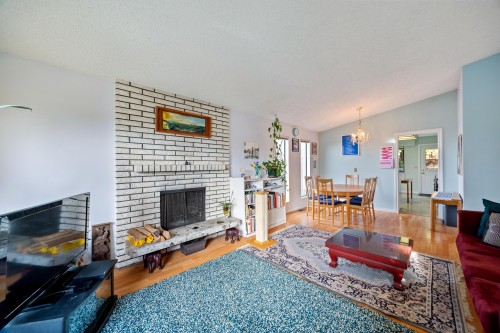 2063 Concord Avenue, Coquitlam, BC 