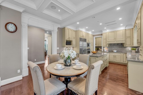 2069 28Th Avenue W, Vancouver, BC 