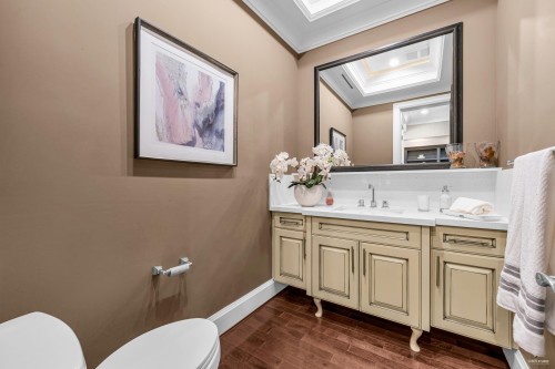 2069 28Th Avenue W, Vancouver, BC 