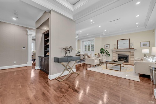 2069 28Th Avenue W, Vancouver, BC 