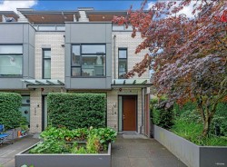 6098 Oak Street  Vancouver, BC V6M 2W2