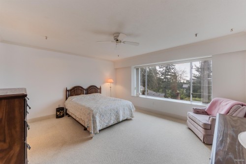 4856 Headland Drive, West Vancouver, BC 