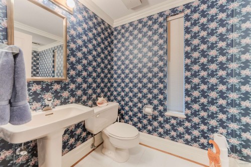 4856 Headland Drive, West Vancouver, BC 