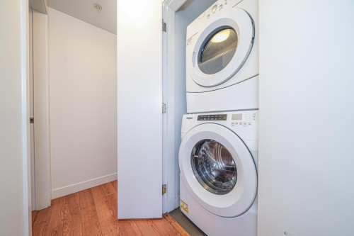 416-221 3Rd Street E, North Vancouver, BC 