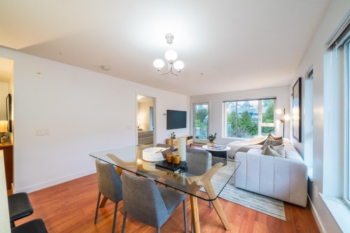 416-221 3Rd Street E, North Vancouver, BC 