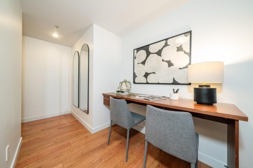 416-221 3Rd Street E, North Vancouver, BC 