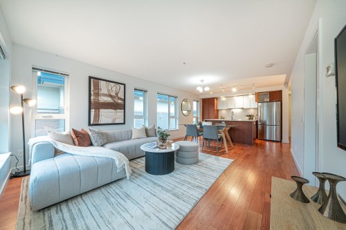 416-221 3Rd Street E, North Vancouver, BC 